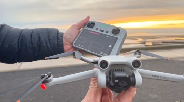 És már itt is van egy videó, ahol a DJI Mini 3-at próbálgatják