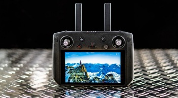 Kompatibilis lesz a DJI Smart Controllerrel a Matrice 300