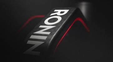 Most éppen maga a DJI tease-eli a Ronin S2-t