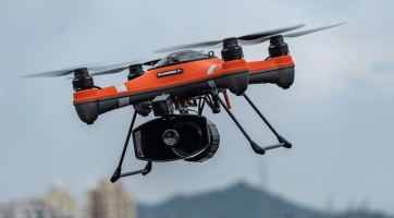 Vízálló hangosbemondóval egészül ki a Splash Drone 3+