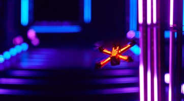 A Drone Racing League és Google Cloud együtt rendezi meg a Szilícium-völgy első profi drónversenyét