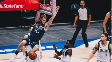 Bámulatos FPV drónvideóval korbácsolja a kedélyeket egy NBA-kosárcsapat