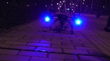 UFO-nak néztek egy éjszaka repülő rendőrségi drónt