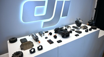Távirányítós repülők terén is villanthat egy RoboMaster-terméket a DJI?